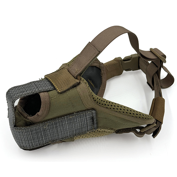 museliere pour chien de travail, museliere en cuir pour chien de police, museliere en metal pour chien militaire